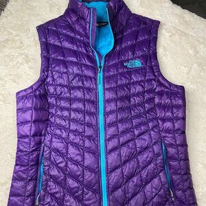 The North Face Women's Thermoball Quilted Insulated Puffer Vest Size Small
